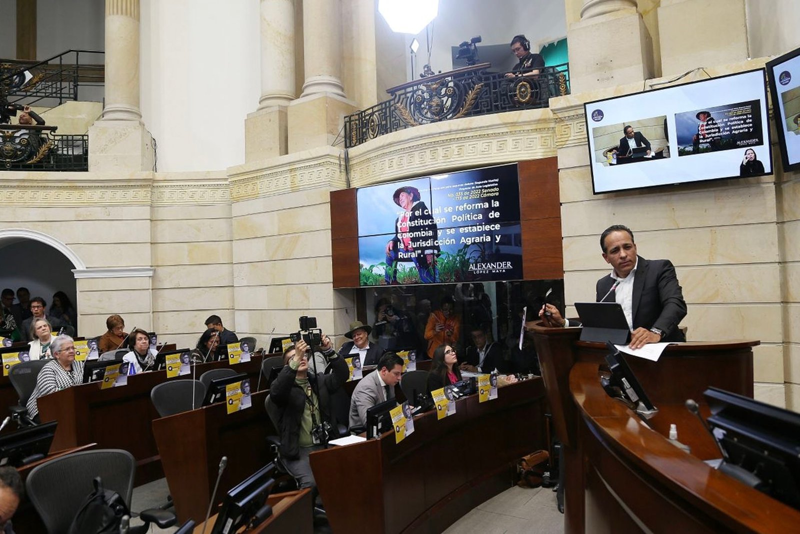 Galeria_0003_Capa 3